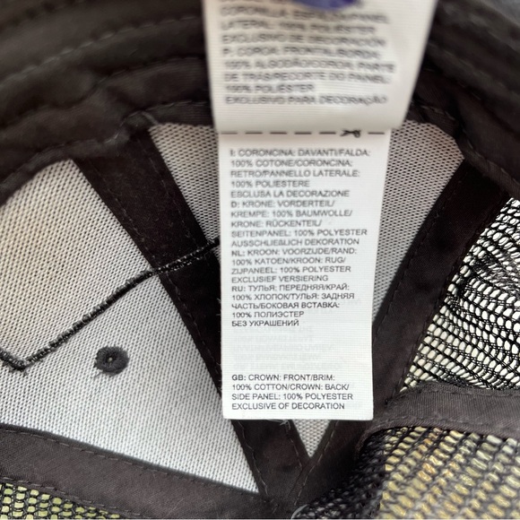 The North Face Grey 3/4 Mesh Youth/Junior Mudder Trucker Baseball Hat - Picture 8 of 9